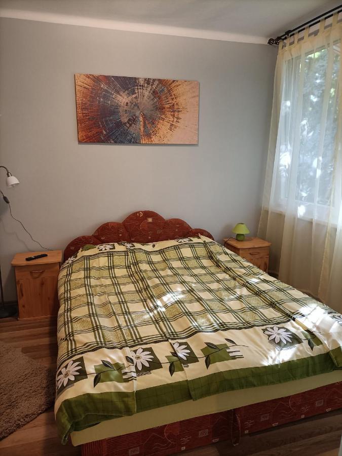 Toelgyfa Vendeghaz Hotell Balatonszepezd Eksteriør bilde