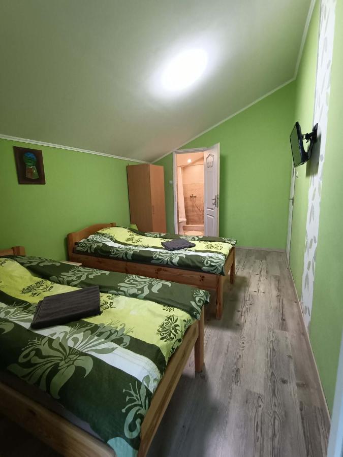 Toelgyfa Vendeghaz Hotell Balatonszepezd Eksteriør bilde