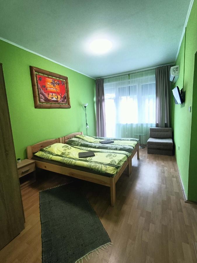 Toelgyfa Vendeghaz Hotell Balatonszepezd Eksteriør bilde