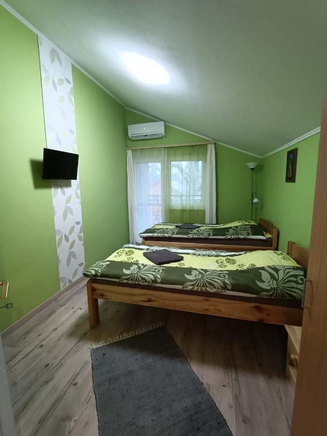 Toelgyfa Vendeghaz Hotell Balatonszepezd Eksteriør bilde