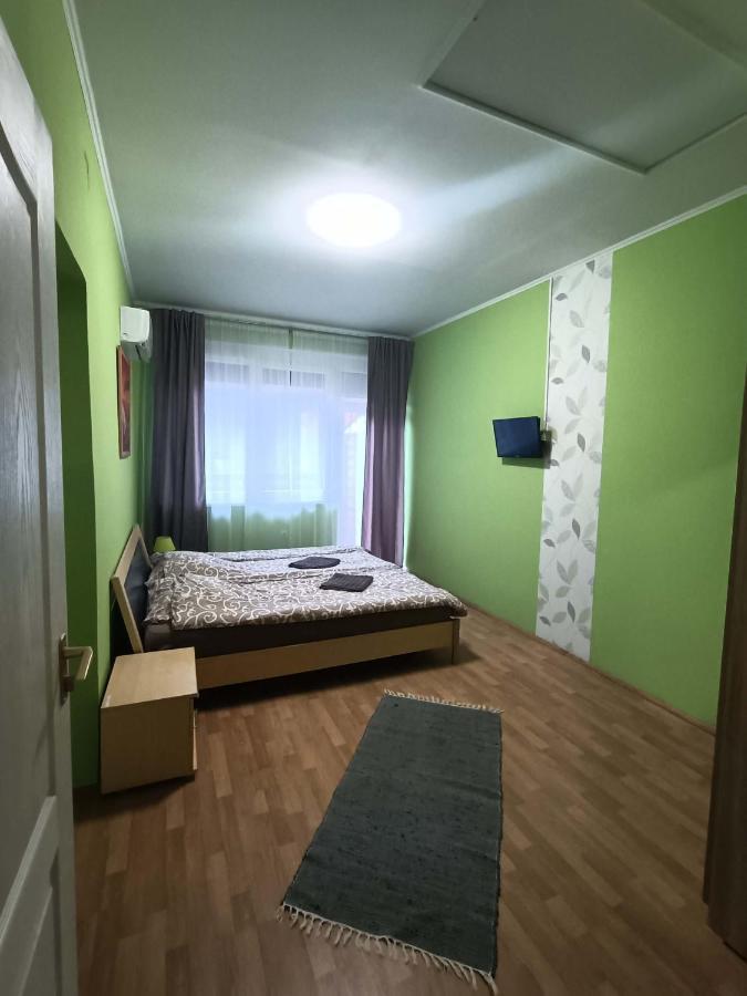 Toelgyfa Vendeghaz Hotell Balatonszepezd Eksteriør bilde